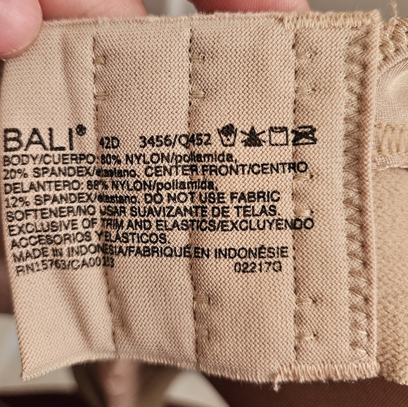 Bali Bra 42D Beige Gold Minimizer  Smooth Underwire Plus Size Unworn 3 Hooks - Picture 3 of 3